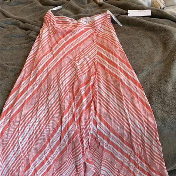 LAST CHANCE Shop Hopes Wrap Maxi Set - Picture 4 of 4